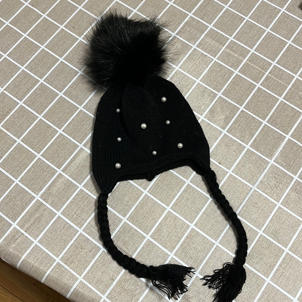 Toddler girl black winter hat with pearls and Pom Pom